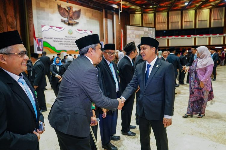 gambar berita
